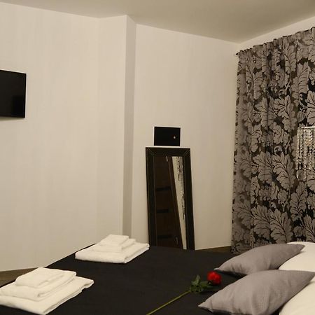 Bed and Breakfast Let'S Go To Roma Exterior foto