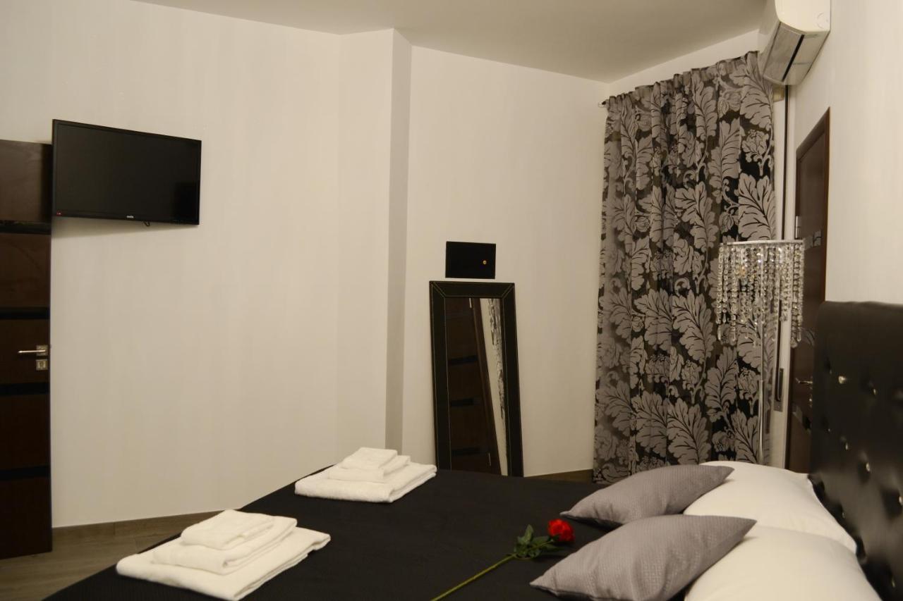 Bed and Breakfast Let'S Go To Roma Exterior foto